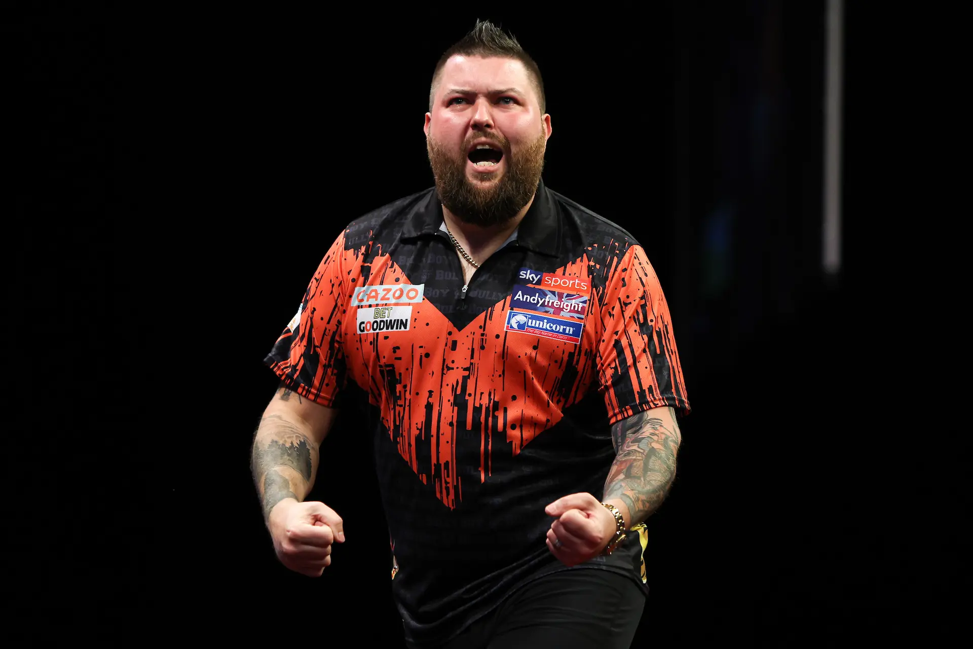 Michael Smith records average of 110 and takes weekly title in Manchester
