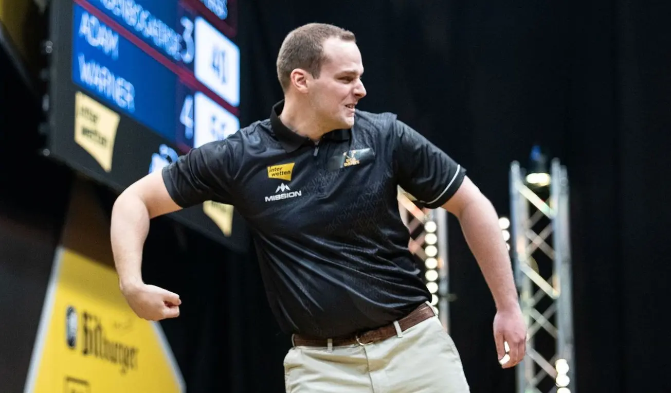 Adam Warner hits nine-dart finish, but loses match at Players Championship 23
