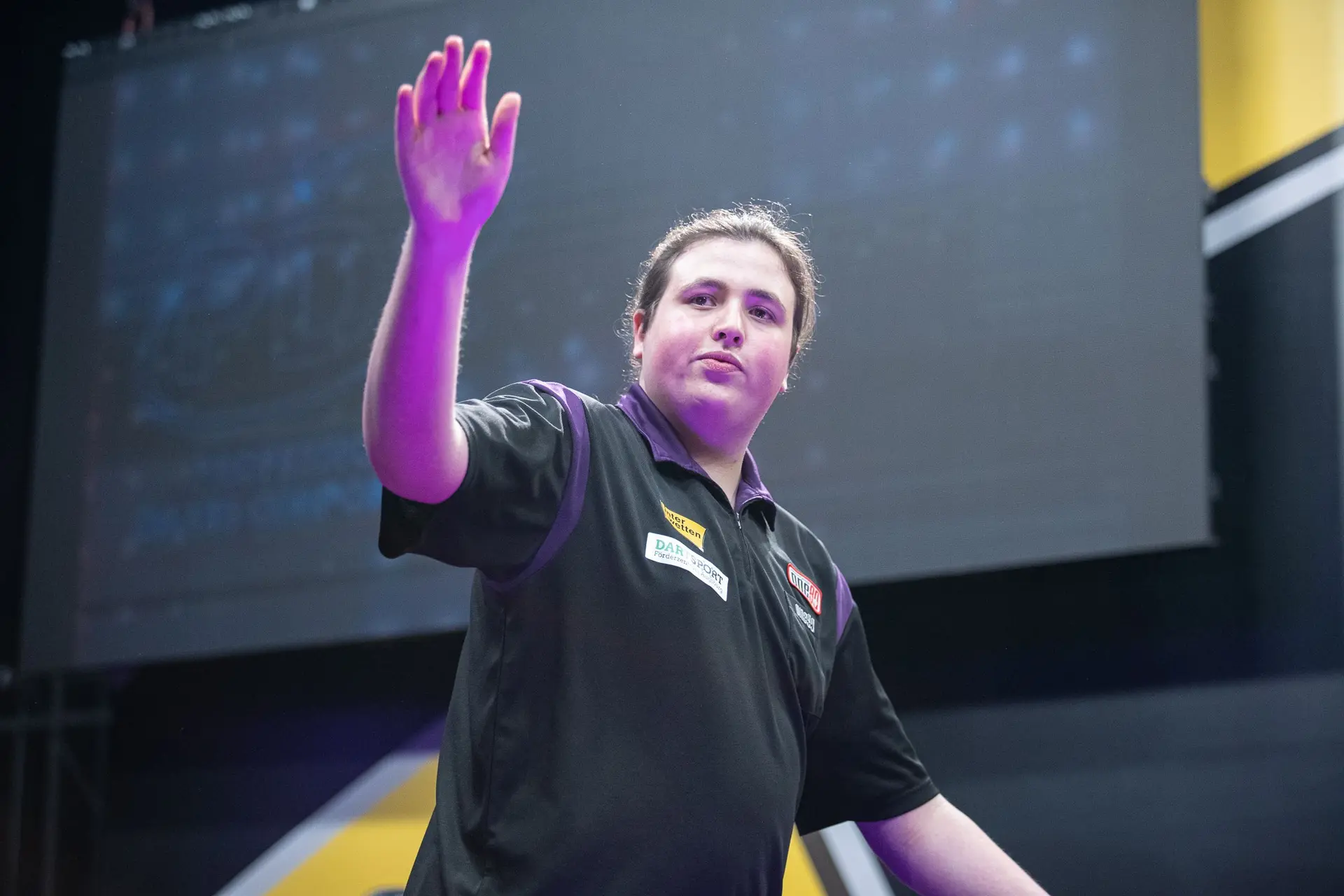 Remarkable story as Maendl-Lawrance goes from fan to playing and winning in home town at German Darts Grand Prix