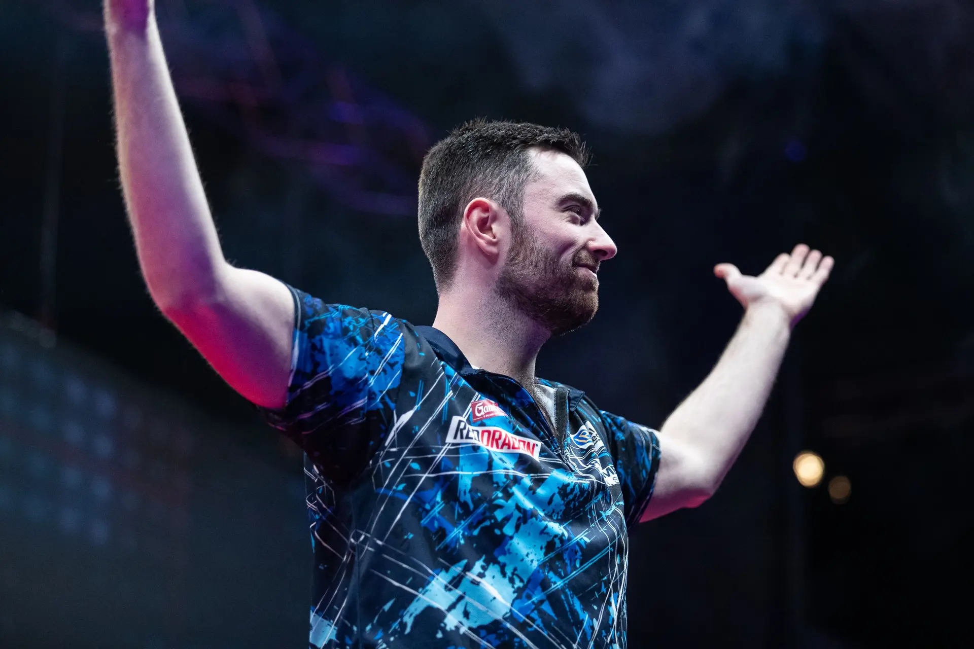 Humphries breaks barren final run, defends European Darts Matchplay title