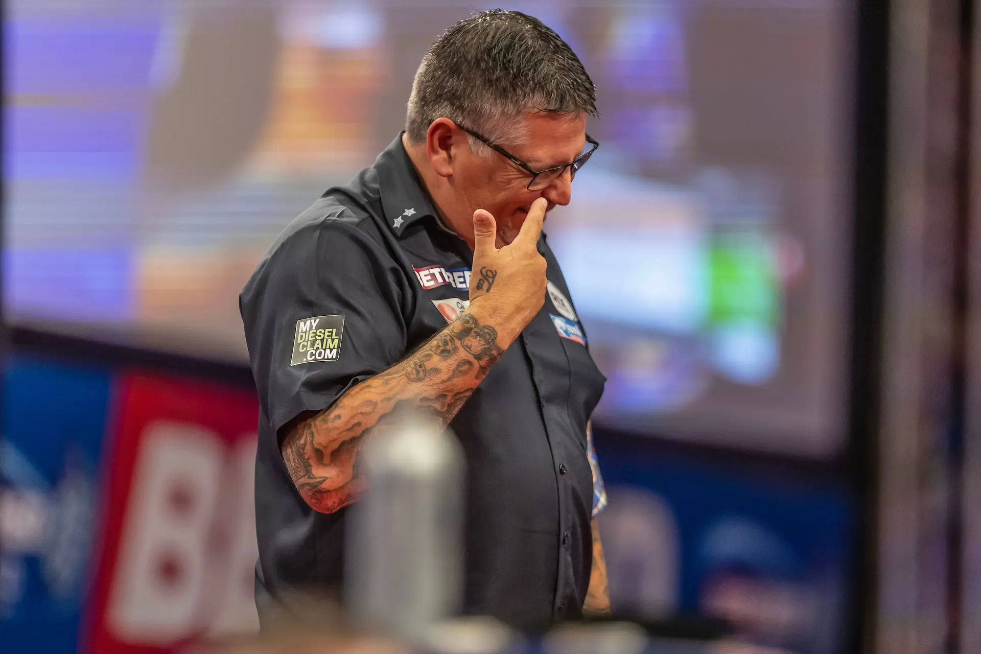 Anderson escapes in deciding De Sousa win, Dolan dumps out Van Duijvenbode as World Grand Prix begins