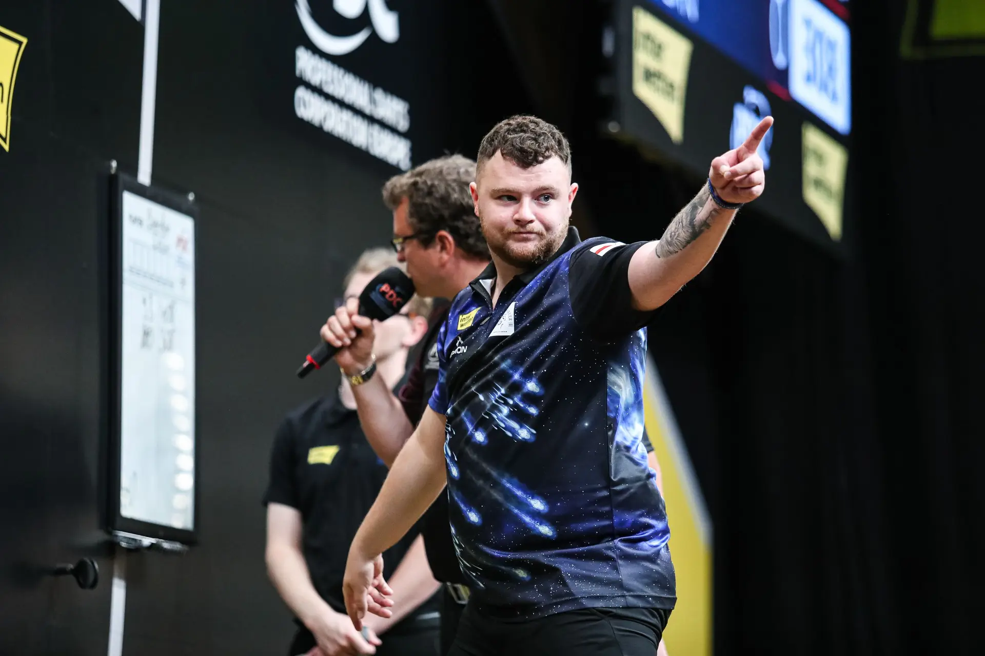 Sensational Rock comeback sees off Van Duijvenbode and Ratajski books semi-final spot at the German Darts Open