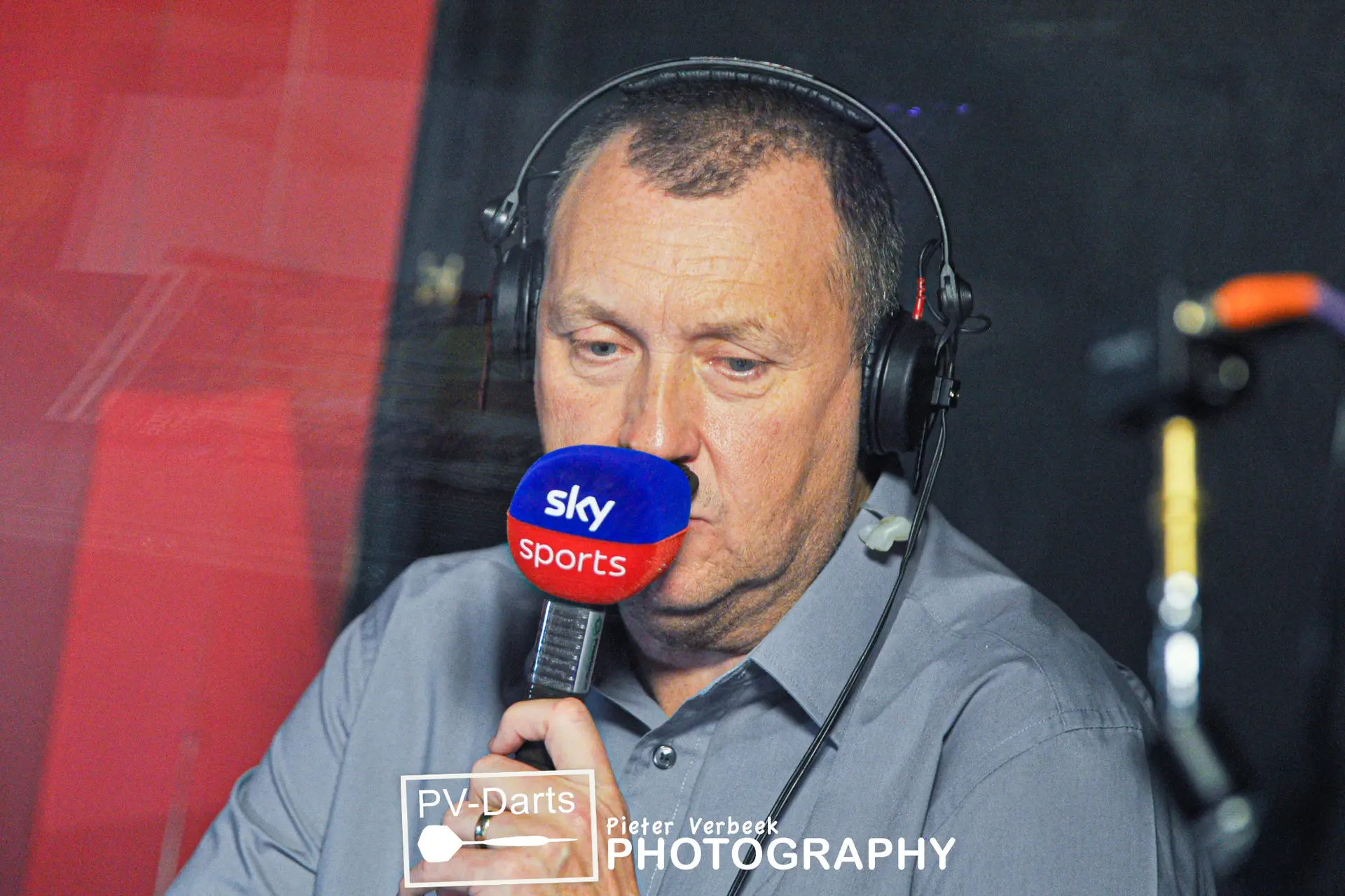 “I’d rather be a player but unfortunately I’m sh*t now" - Wayne Mardle reflects on his role as Sky Sports commentator