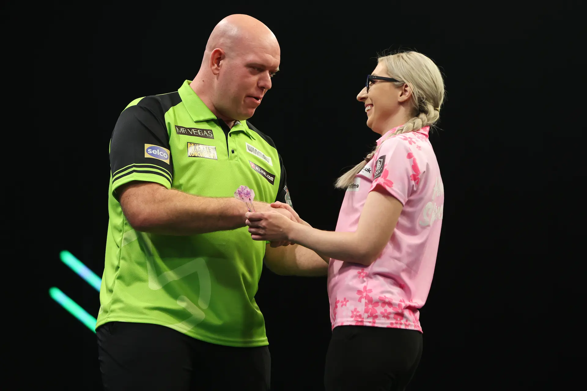 Preview 2026 PDC World Darts Championship Thursday Evening: The Queen of the Palace returns with Michael van Gerwen headlining