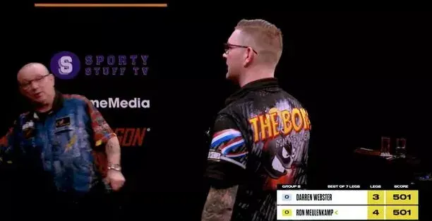New fart storm in darts as Darren Webster accuses Ron Meulenkamp of stinking the stage out and refuses handshake