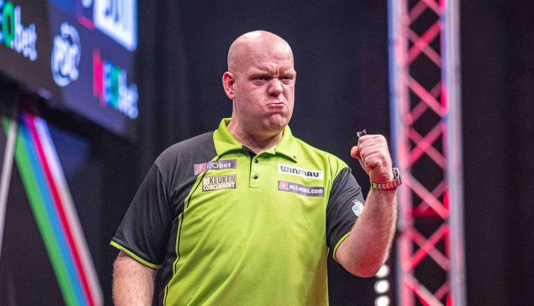 Host of big names tumble but Luke Humphries, Luke Littler & Michael van Gerwen impress in opening round of Players Championship 7
