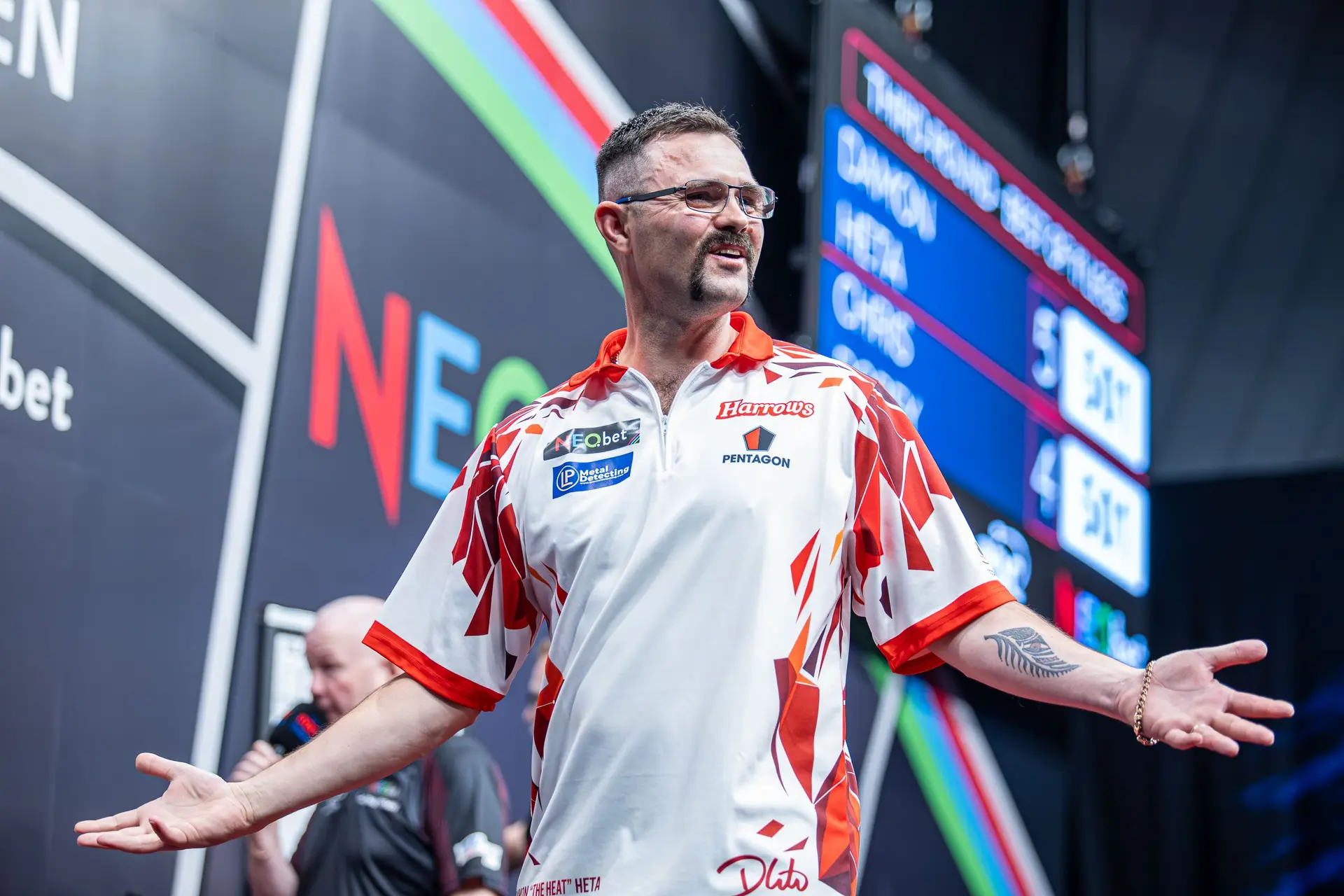 "Can we do the draw again please?" - Damon Heta rues friendly warfare set for 2025 World Darts Championship