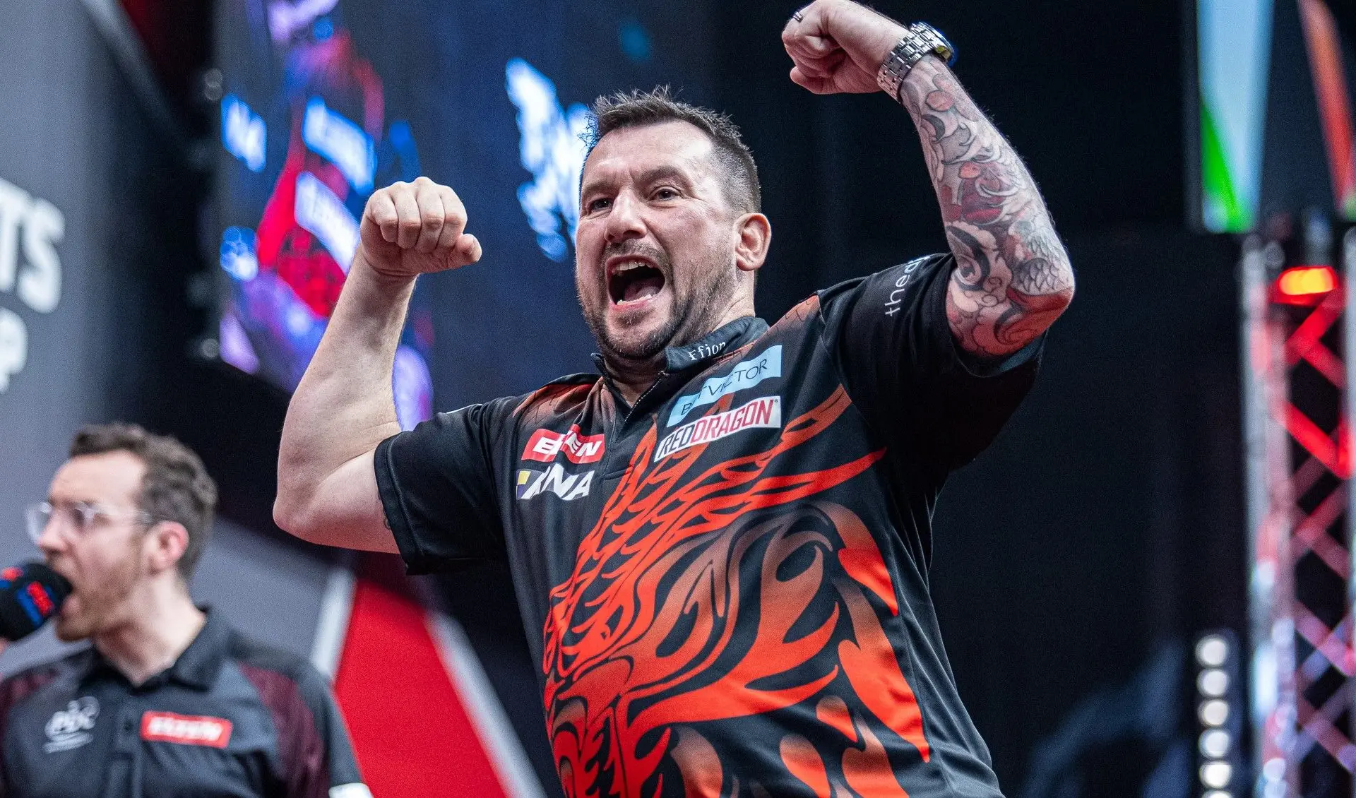 Jonny Clayton survives late resolve from Raymond van Barneveld to book Last 16 spot at World Matchplay