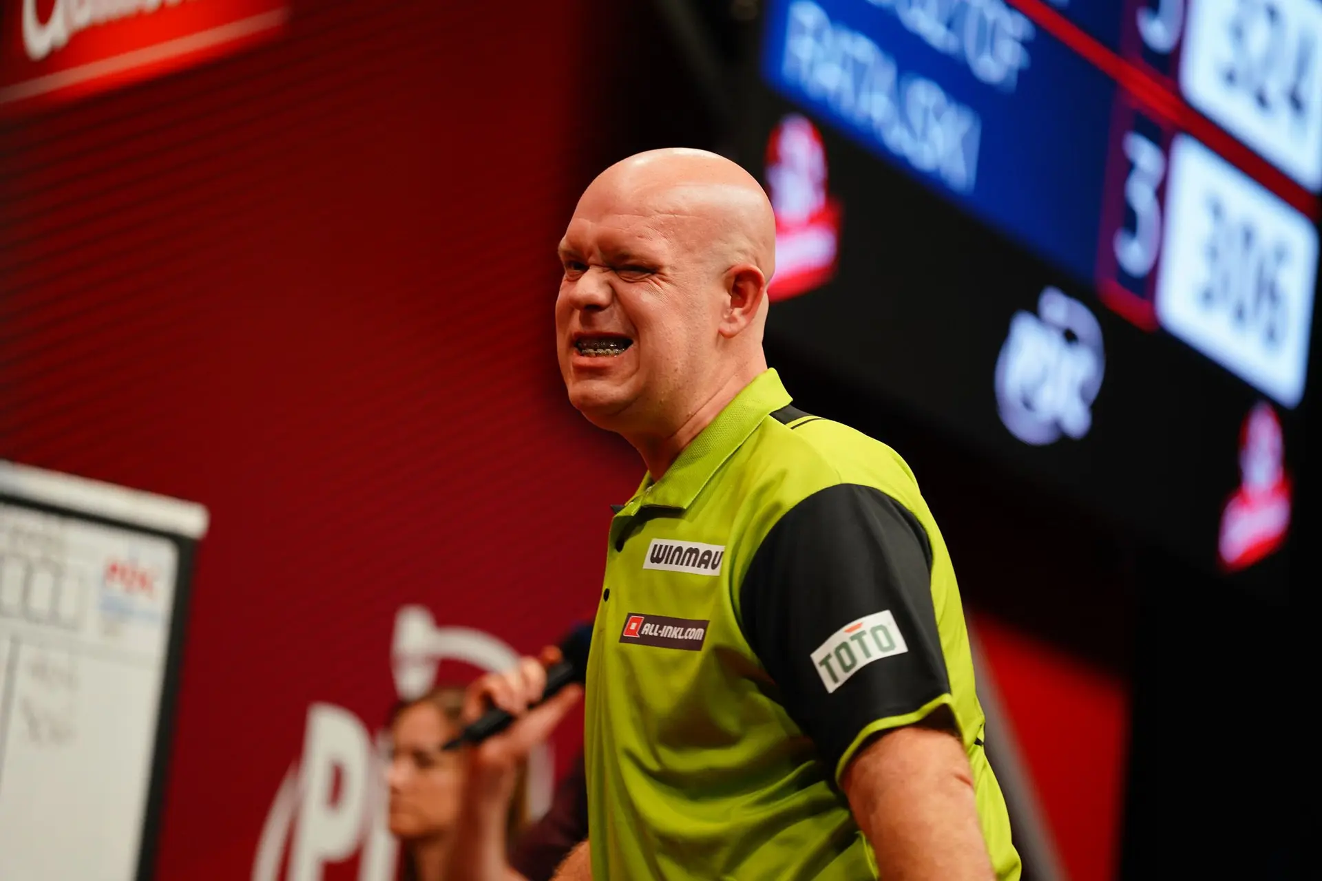 Michael van Gerwen's barren year continues, dumped out of Grand Slam of Darts group stage in 14 year first by Ryan Joyce