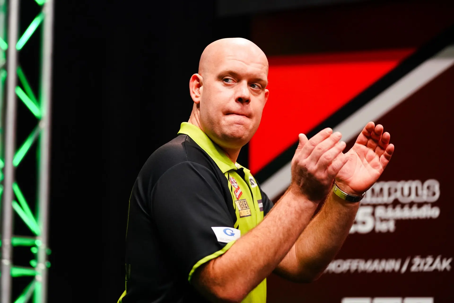 Van Gerwen sets up showdown with Gary Anderson after Searle batters 'Barney' at European Championship