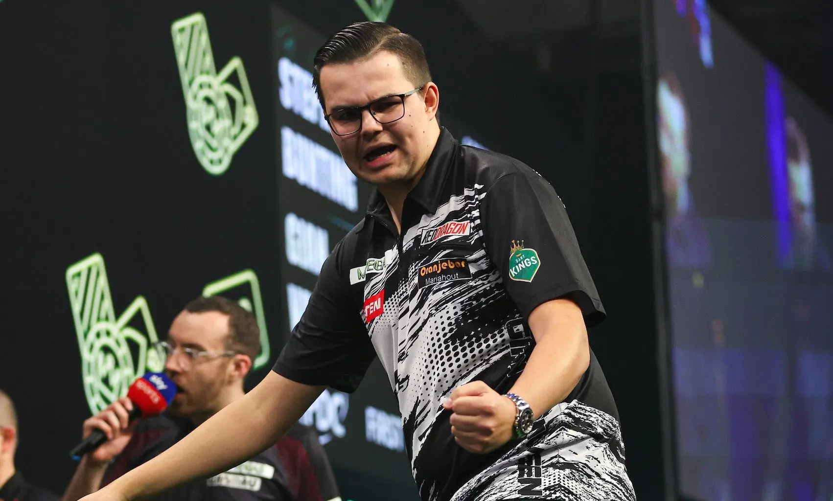 Gian van Veen edges Wessel Nijman in one of the greatest Grand Slam matches ever after Luke Littler completes perfect group stage