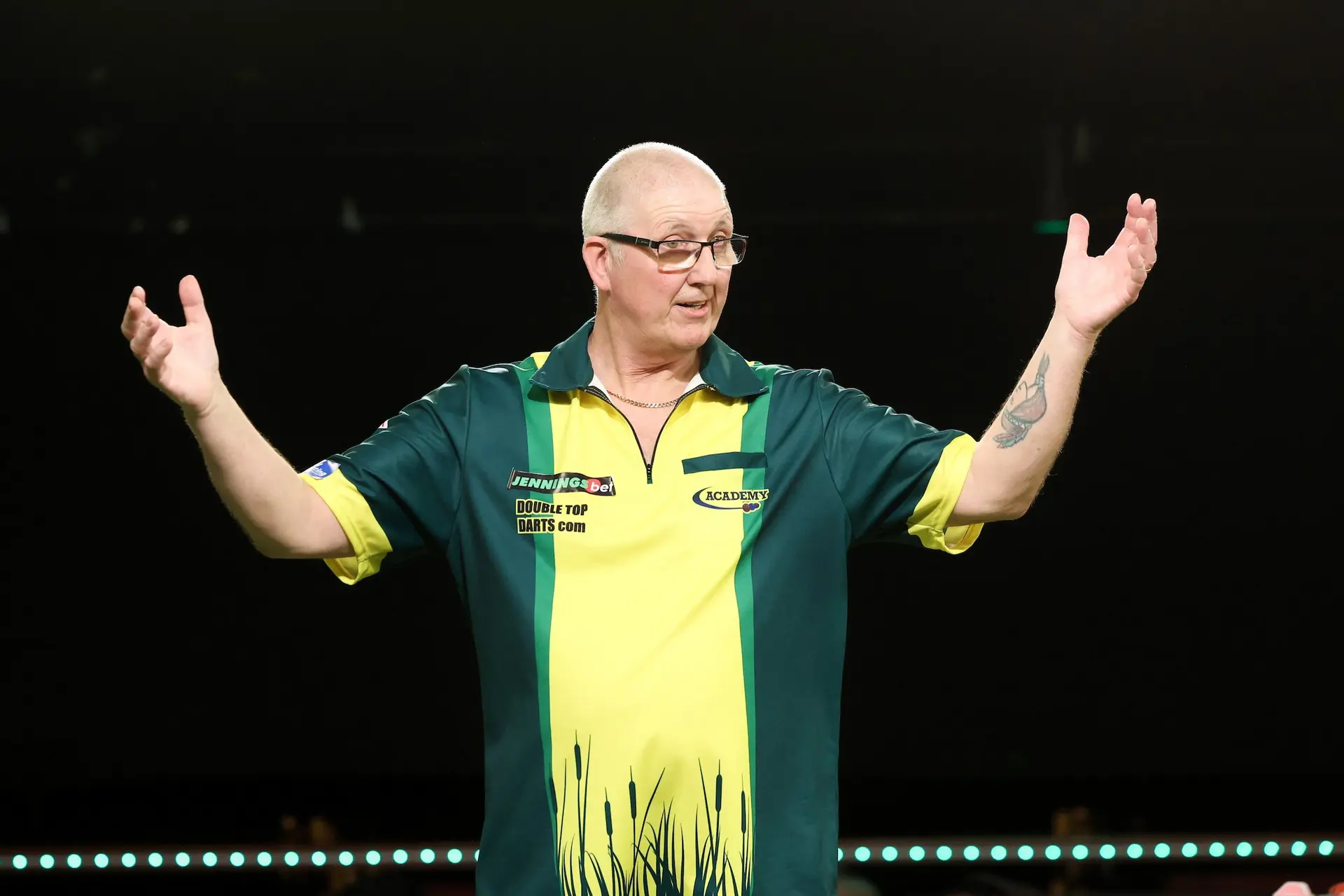 Paul Hogan and Matt Clark first winners at World Seniors Darts Masters
