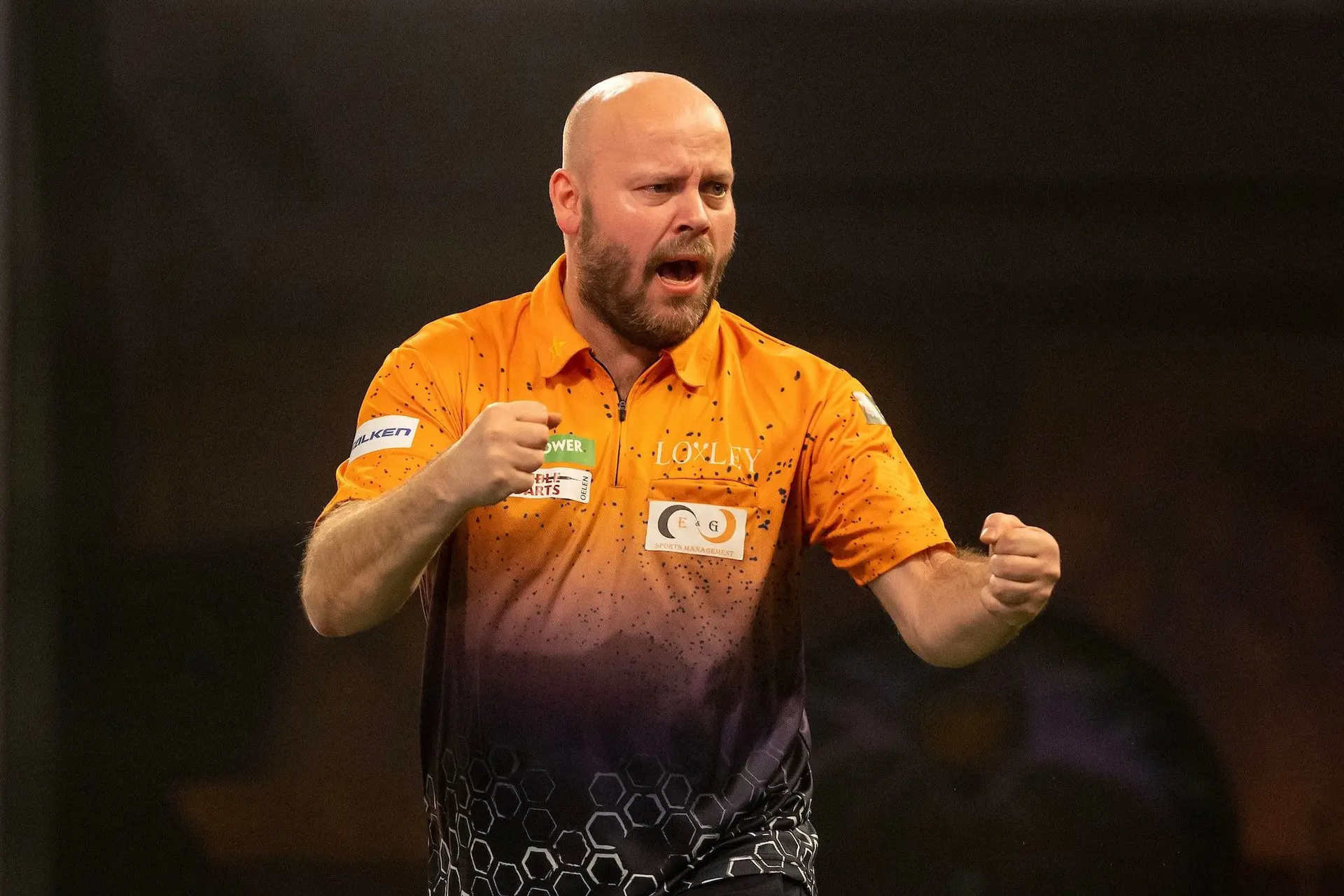 (VIDEO) Christian Kist changes life of fan with incredible nine-dart finish: "But I lost the game. I'm a little bit disappointed"