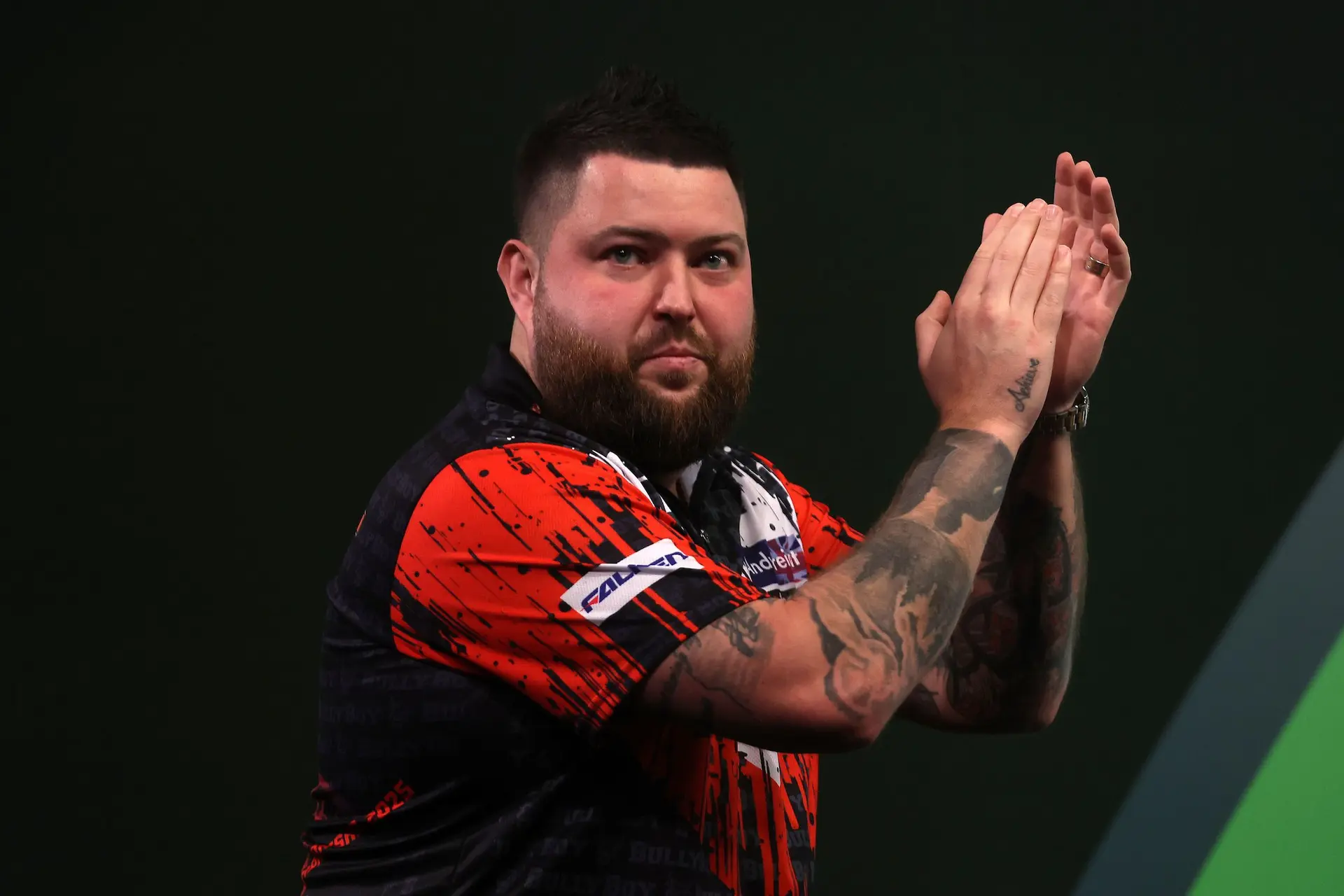"I worry for Michael Smith - You start making excuses before you've thrown a dart" – Colin Lloyd fears injury concerns could end former world champion's career