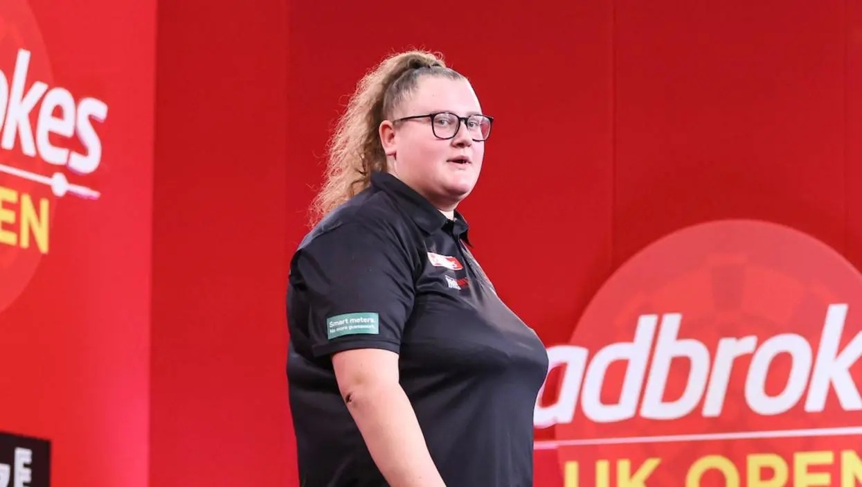 Brilliant Beau Greaves concludes clean sweep, wins all four PDC Women's Series titles in Milton Keynes