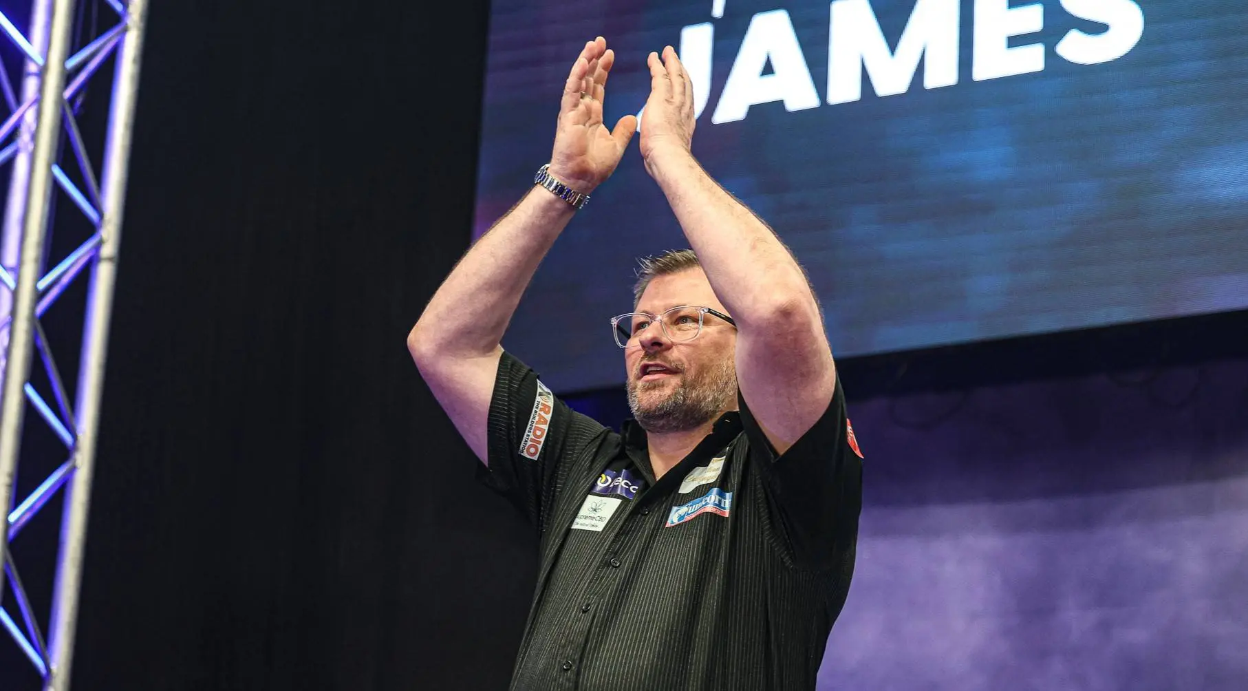 James Wade makes light of Luke Humphries lick gate by kissing Raymond van Barneveld after Belgian Darts Open win