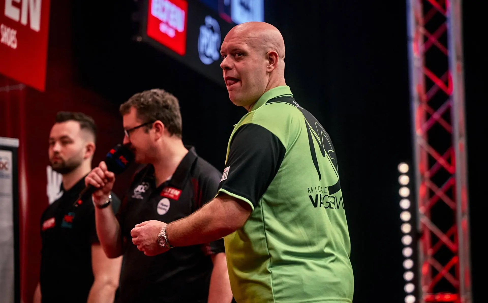 "Come play" - Michael van Gerwen challenged by three-time Olympic gold medalist