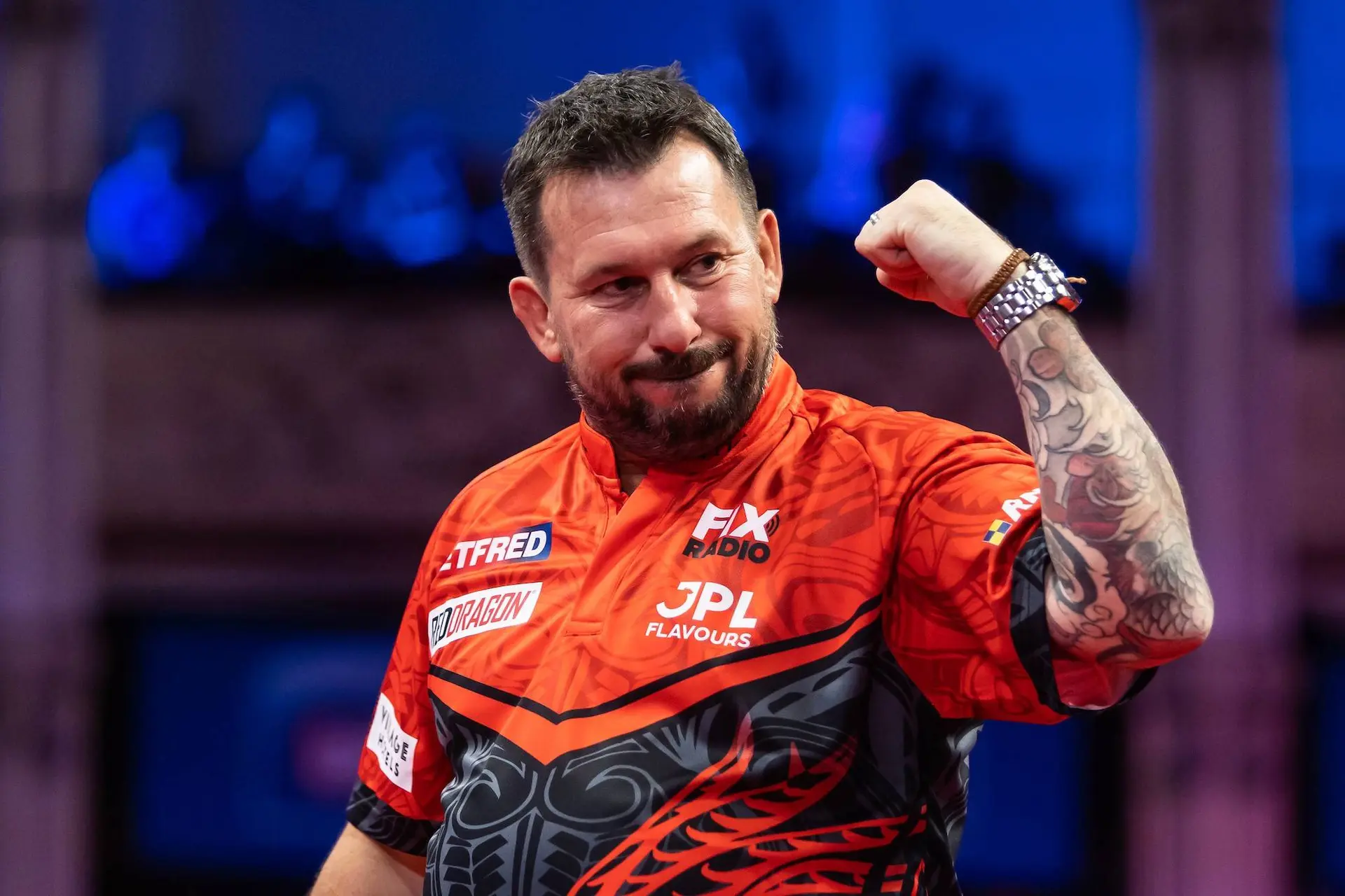 Classy Jonny Clayton clinically thrashes Stephen Bunting, faces James Wade for spot in World Matchplay Final