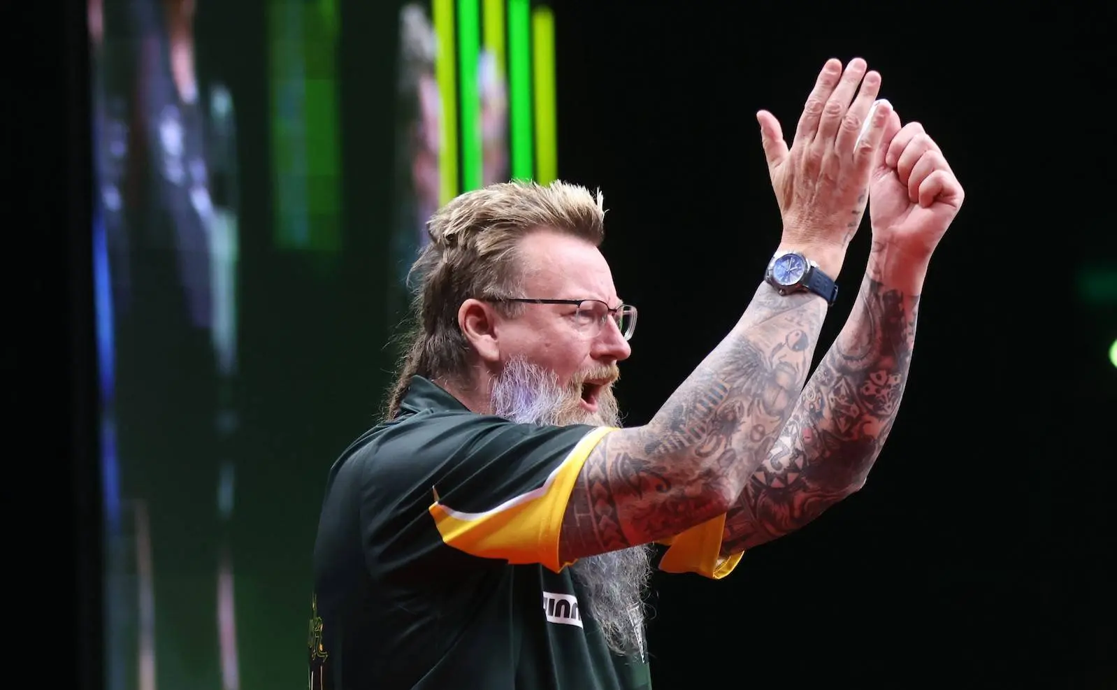 "He gets an invitation despite not having achieved anything": World Series of Darts Finals criteria criticised after Whitlock inclusion