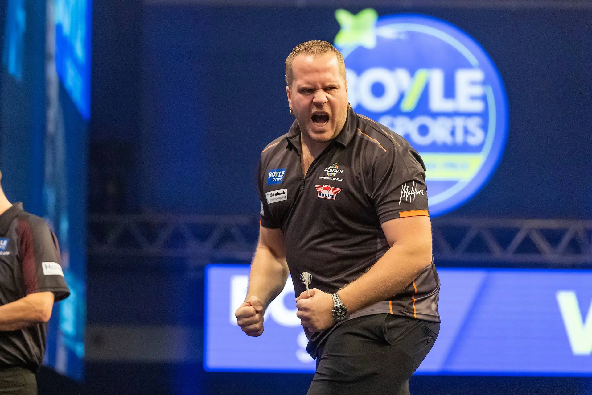 German Darts Championship Round-Up: Dirk van Duijvenbode records 117.74 average in crushing performance while Stephen Buntng and Josh Rock crash out in high-quality session