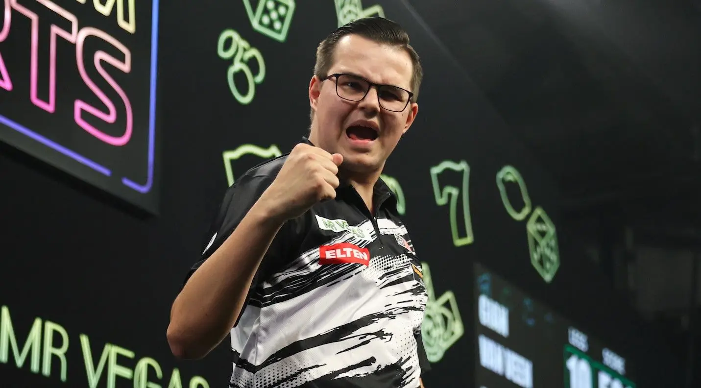 "All the pressure is on him" - Gian van Veen sends warning out to 'scared' Luke Littler ahead of World Grand Prix clash