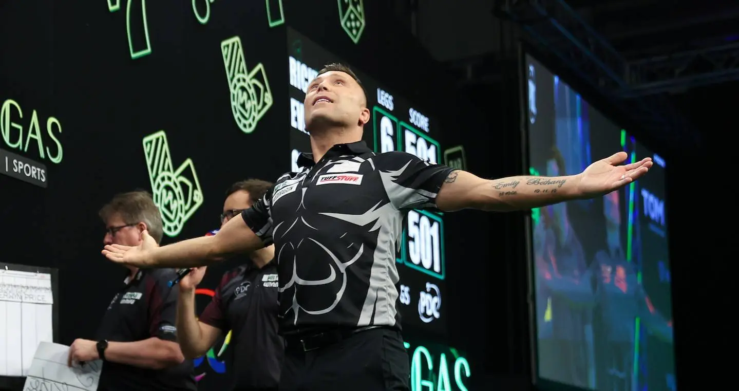 Luke Humphries snaps Gerwyn Price's perfect run at the Grand Slam of Darts