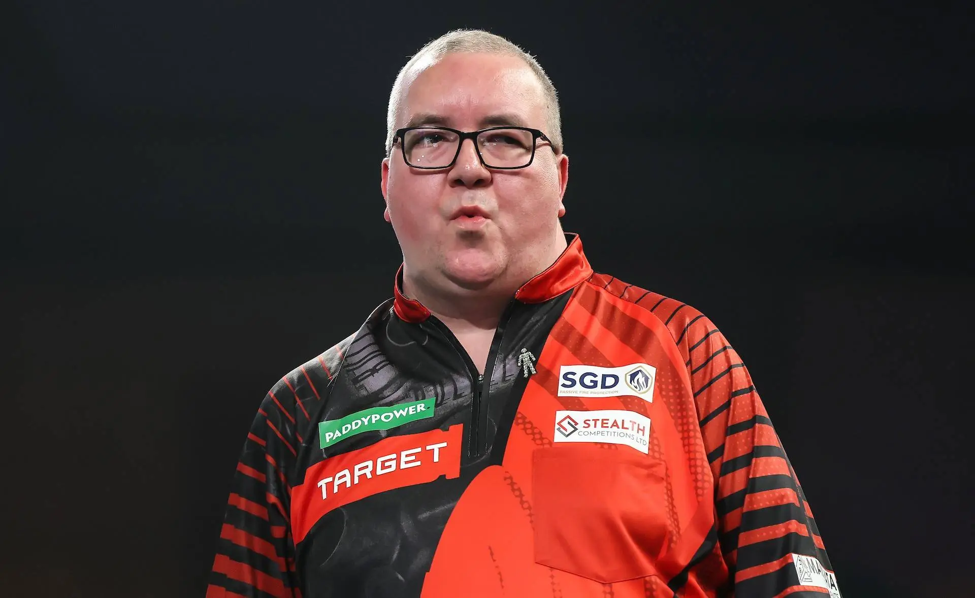 "We’ve seen how he’s reacted to negative comments" - Stephen Bunting urged to avoid social media amid swirling discontent