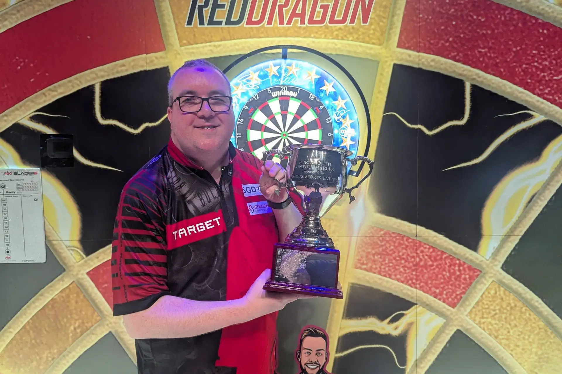 Stephen Bunting sends a message! 'The Bullet' beats Luke Littler in pre-World Darts Championship thriller in Portsmouth