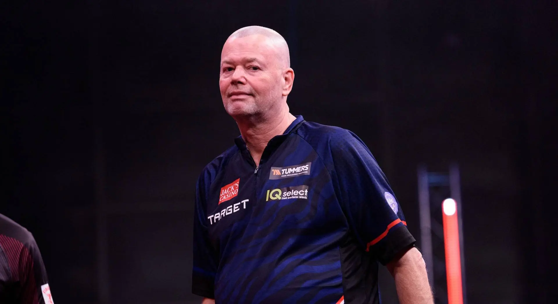 “Then you’ll just get your backside kicked on a regular basis” – Vincent van der Voort taken aback by Raymond van Barneveld’s level at the start of the season