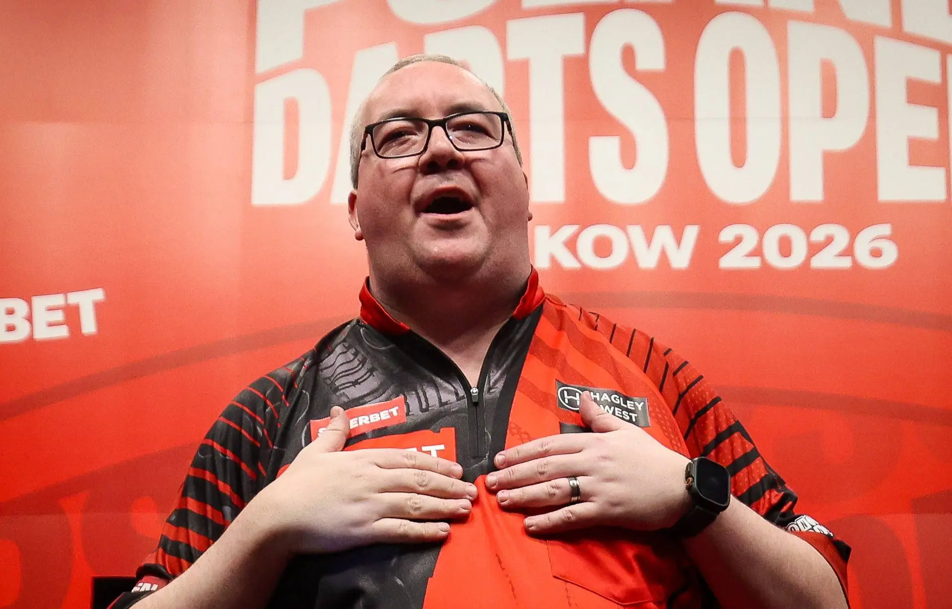 Premier League Darts 2026 Round-up | Stephen Bunting picks up first nightly win in much-improved showing as Josh Rock pins perfection in Belfast