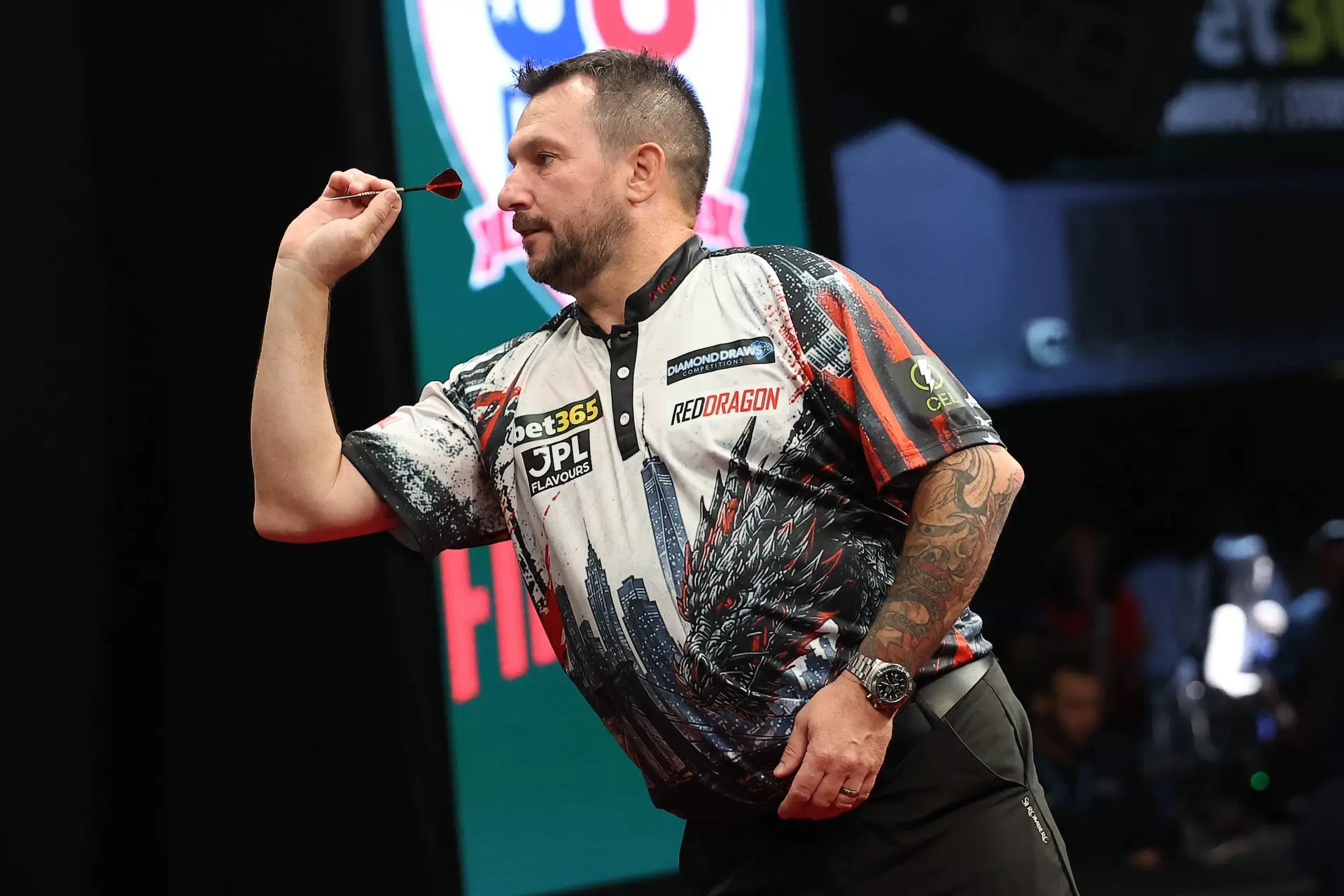 LIVE European Darts Open Saturday Evening Session | Jonny Clayton thrashes Karel Sedlacek