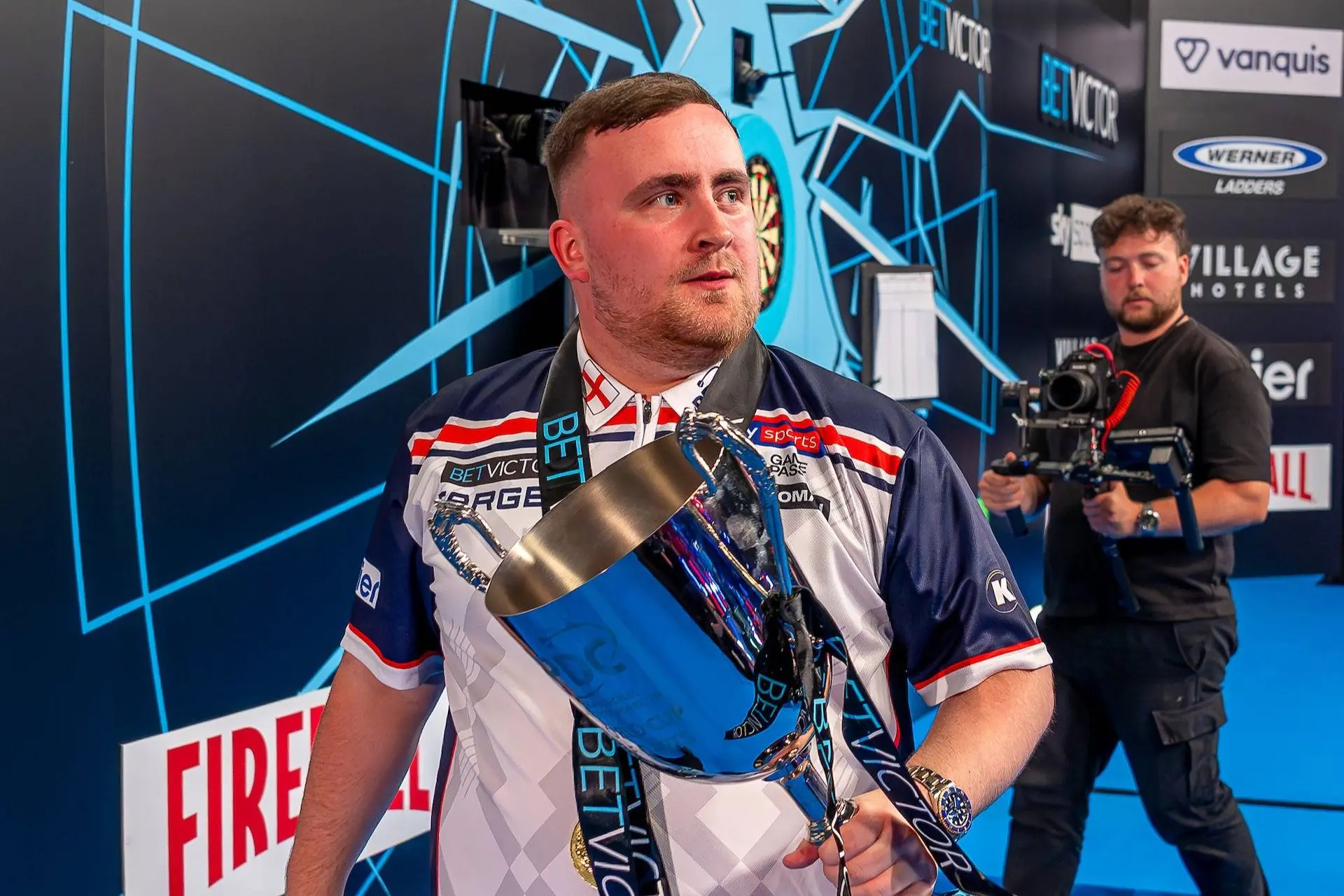 “If me and Luke can do it, I’m sure the boys can do it” - Luke Littler challenges England to follow World Cup of Darts glory