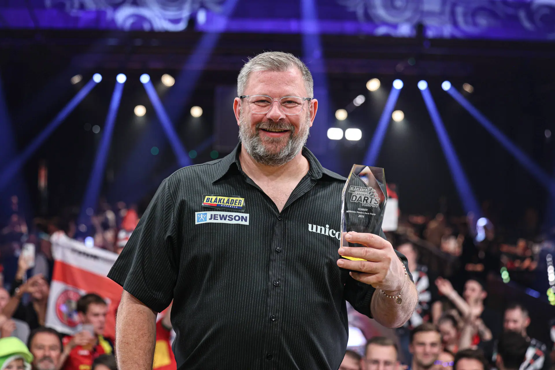“If his mum was here right now, she would be so proud of him” - James Wade pays emotional tribute to Ross Smith after ending 10-year Euro Tour wait