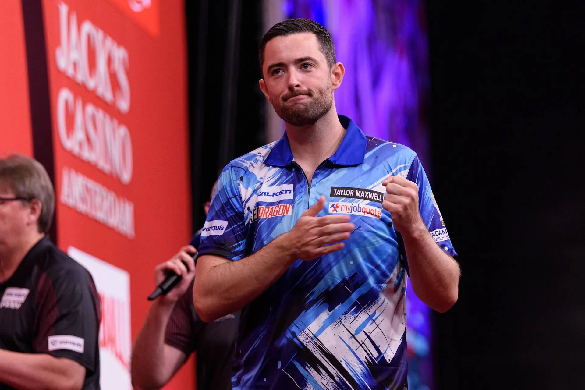 LIVE World Series of Darts Finals Saturday afternoon | Humphries-Van Duijvenbode and Van Veen headline