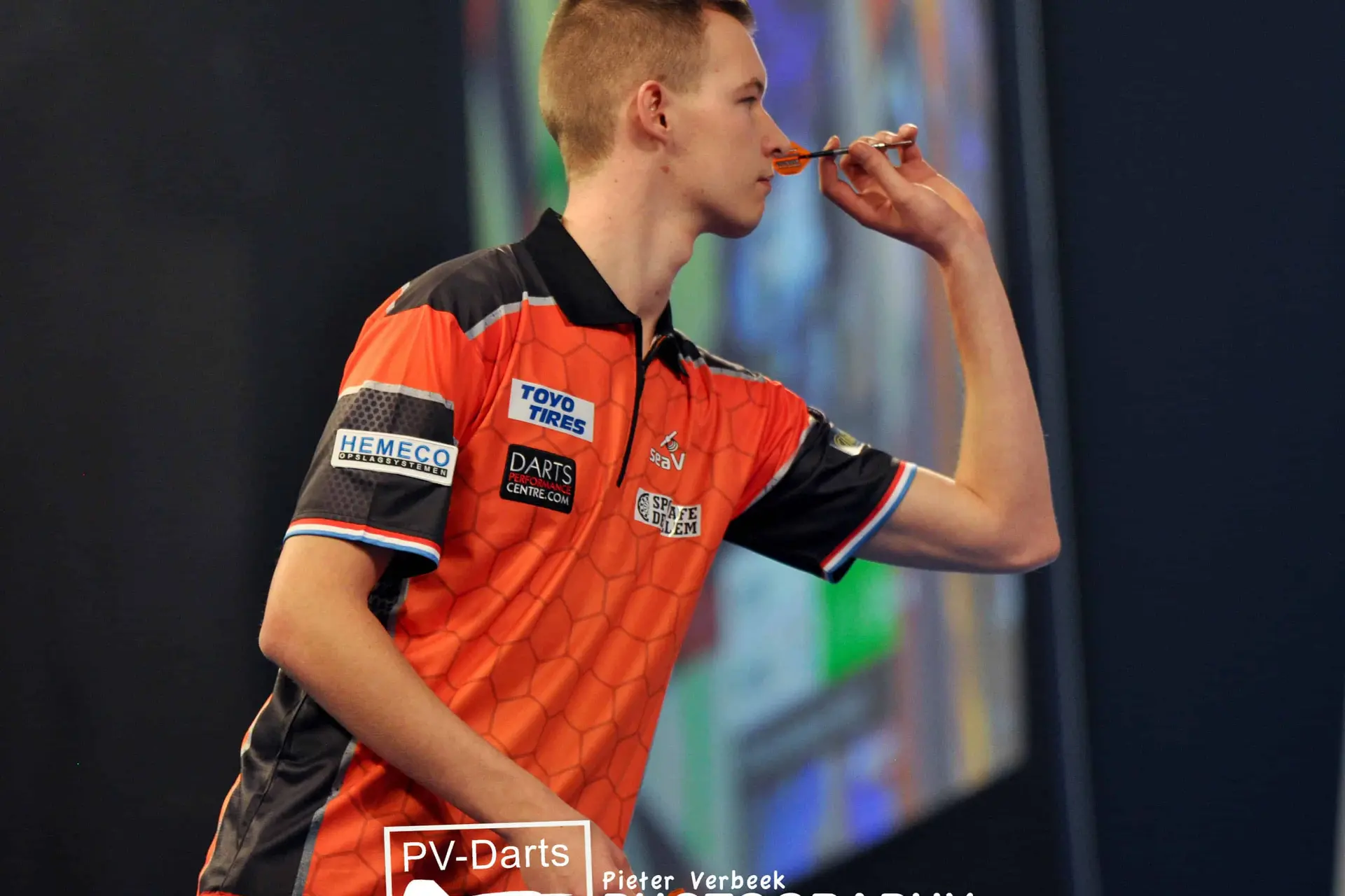 Nentjes claims immediate return to PDC Tour after defeating Koltsov on Day Two of European Q-School (live blog closed)