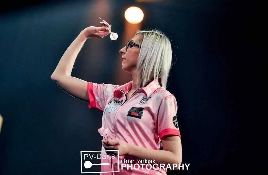 Sherrock produces remarkable display to share spoils with Durrant on Premier League debut in Nottingham