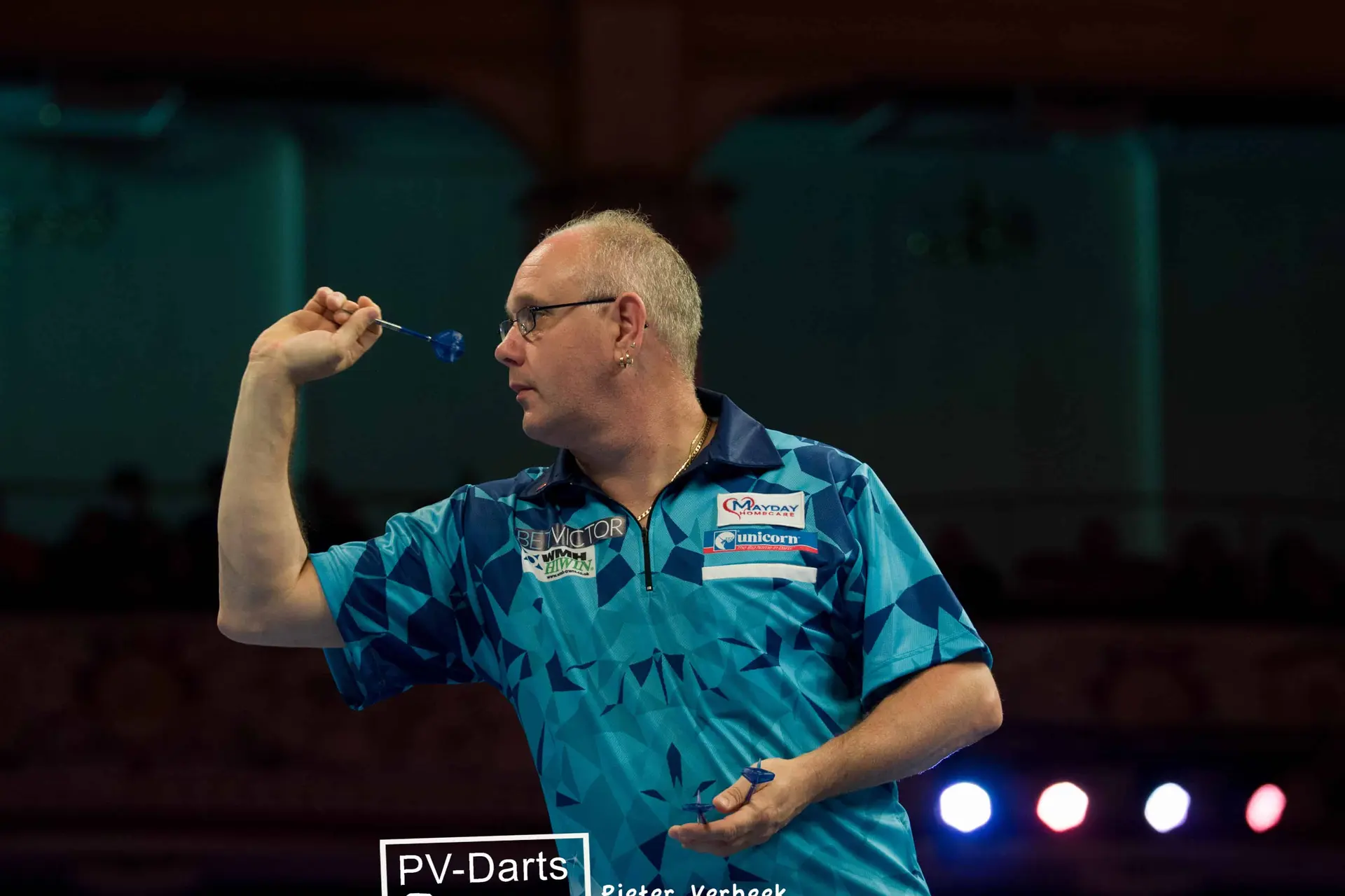 "Are they going to give up their jobs? Are they going to take a gamble on winning?" - Ian White has concerns over plan for midweek Players Championships in 2024