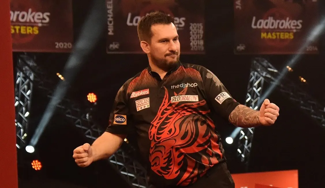 Clayton schließt Traumsaison mit Premier League Darts-Titel ab