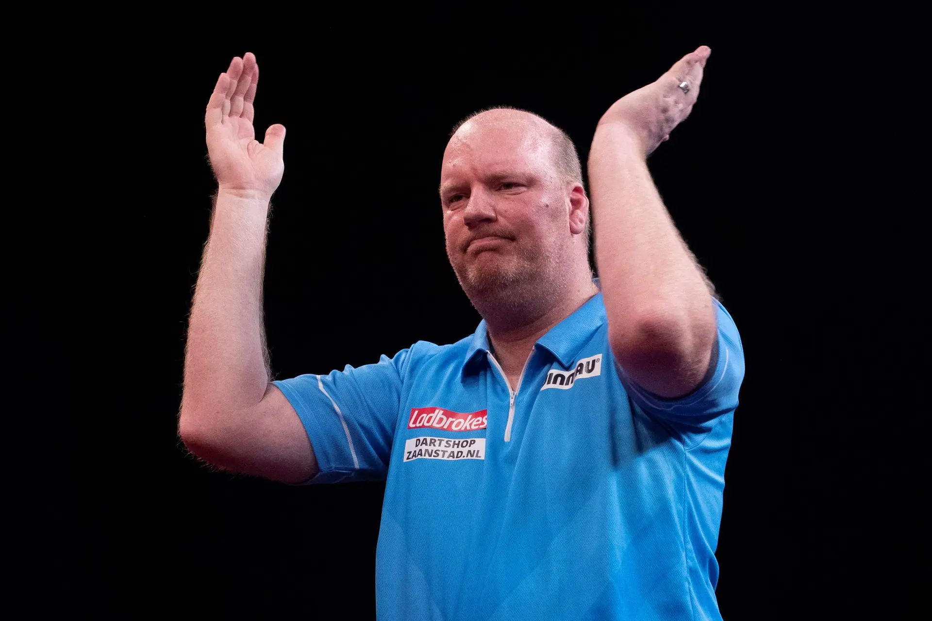 Van der Voort freut sich über die Wiederkehr von van Barneveld auf die PDC-Tour: "das ist eine großartige Leistung, wenn man ein Jahr lang nicht gespielt hat"