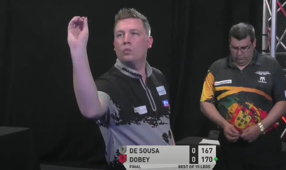 VIDEO: Dobey und de Sousa kämpfen am zweiten Tag der PDC Super Series 5 um den Tagessieg