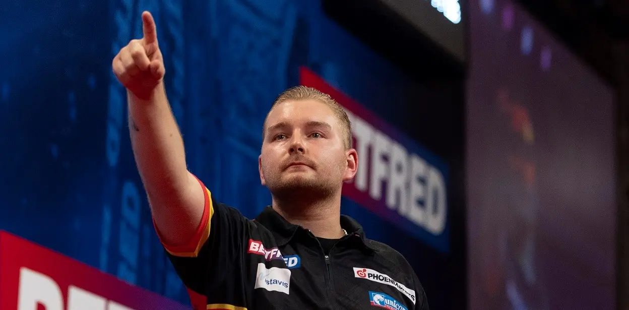 Van den Bergh lässt Price im Viertelfinale World Matchplay chancenlos