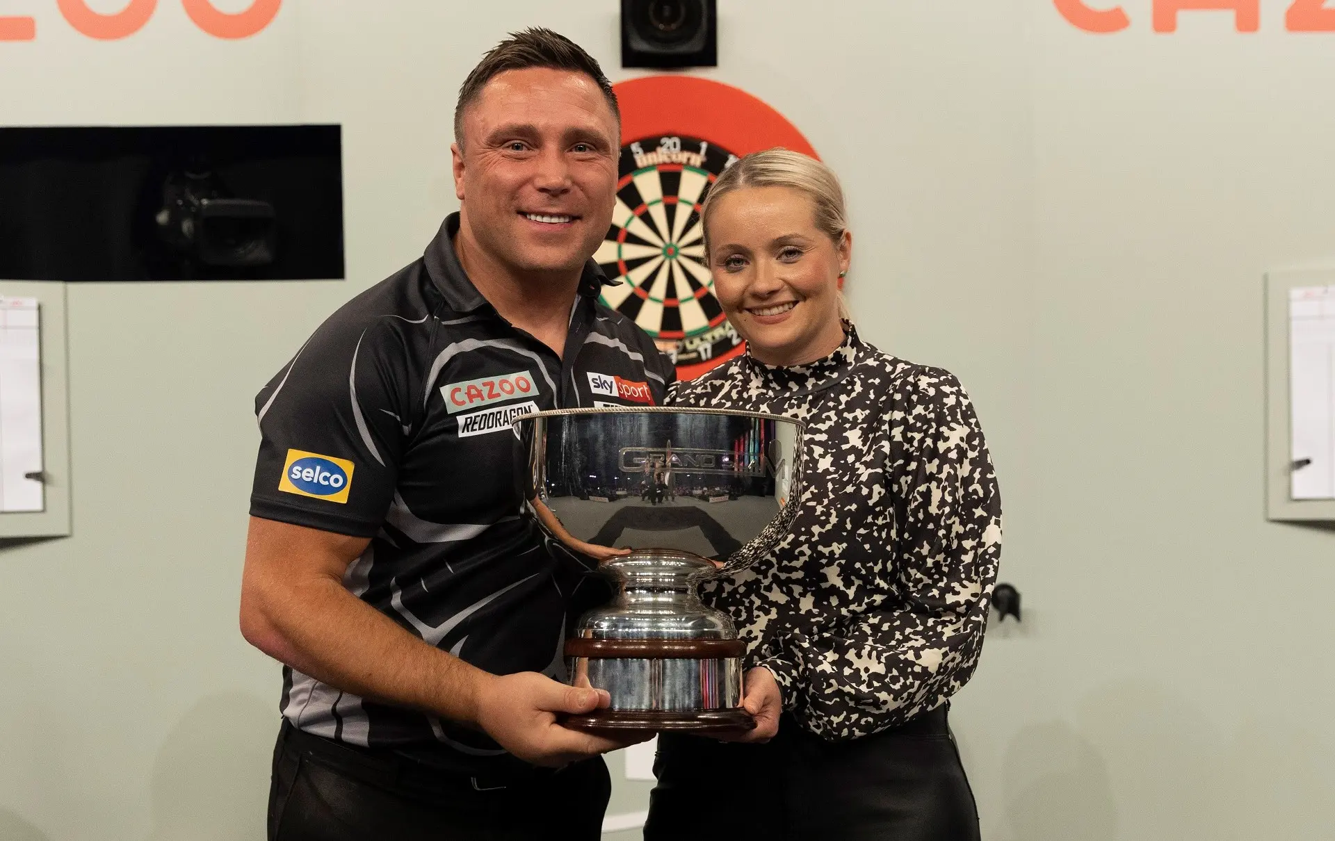 Price gesellt sich nach dritten Grand-Slam-Titel zu Taylor, van Gerwen und Wade
