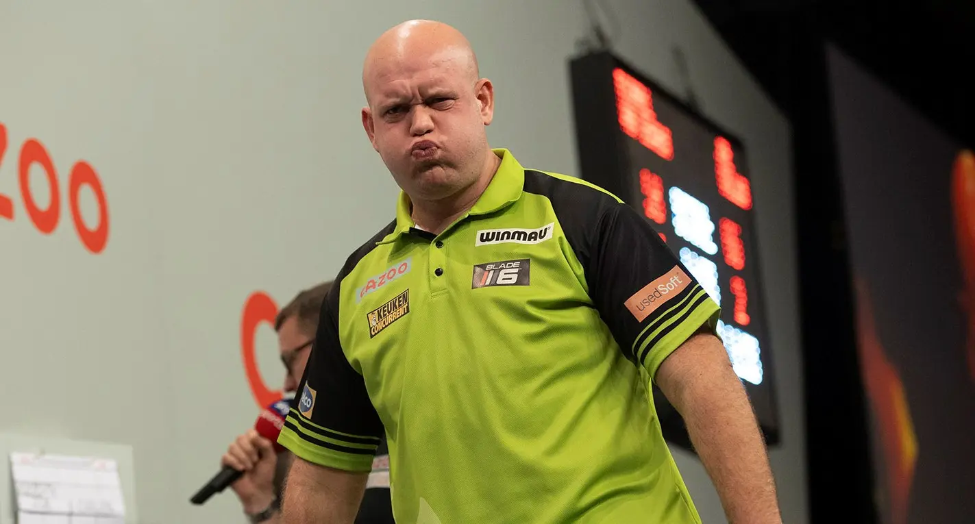 Van Gerwen besiegt Anderson nach spannendem Match