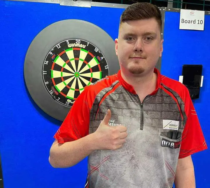 Springer besiegt Wattimena bei den International Darts Open, Schlichting unterliegt Raman