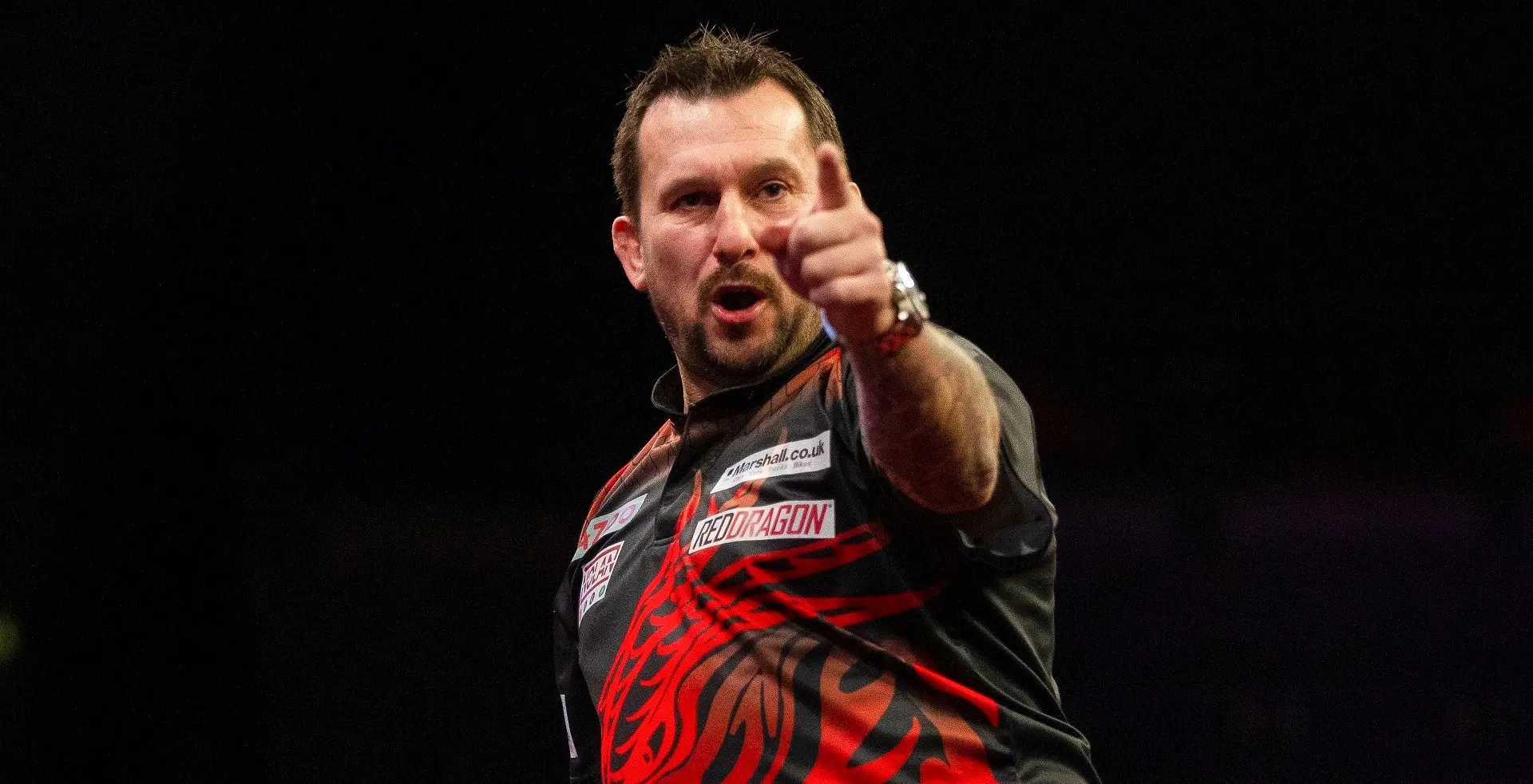Clayton gewinnt Wochentitel in der zweiten Woche der Premier League Darts