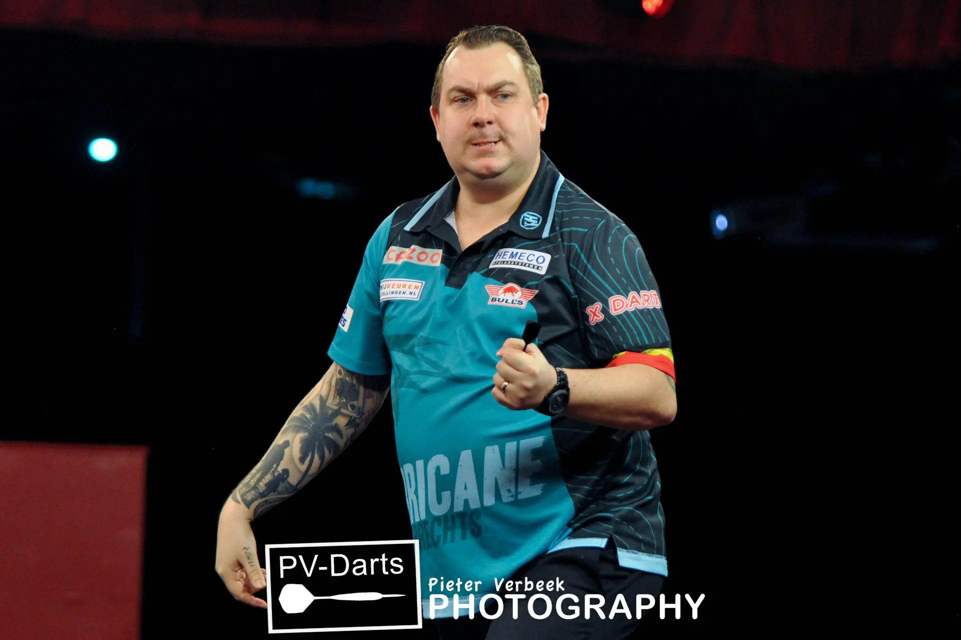 Huybrechts zieht in Hildesheim in die Runde der letzten 32 ein, Sedlacek schlägt Lewis mit großem Vorsprung