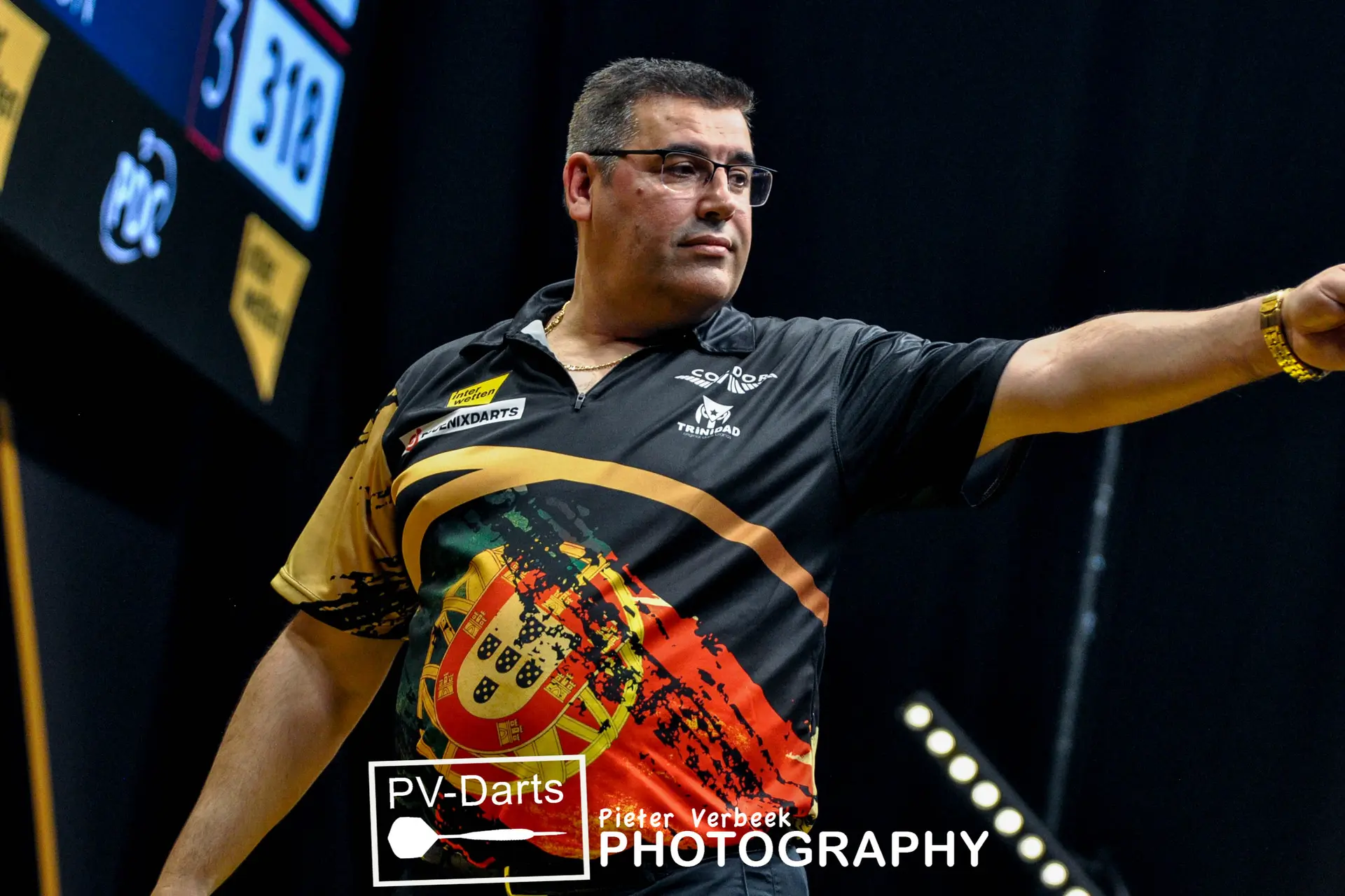 De Sousa zieht in Graz auf Kosten von Rodriguez ins Halbfinale ein, Humphries besiegt van Gerwen