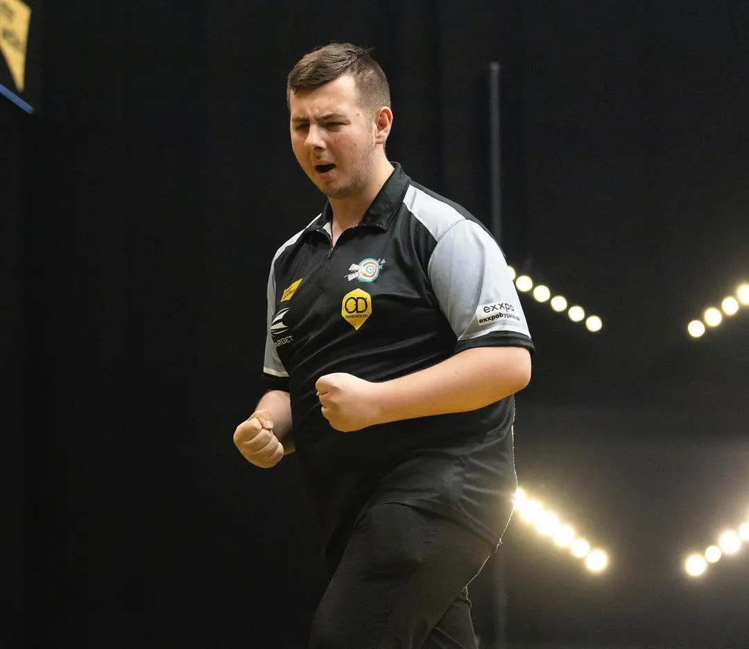 Sebastian Bialecki holt sich in Hildesheim ersten Players Championship-Titel; Clemens im Achtelfinale ausgeschieden
