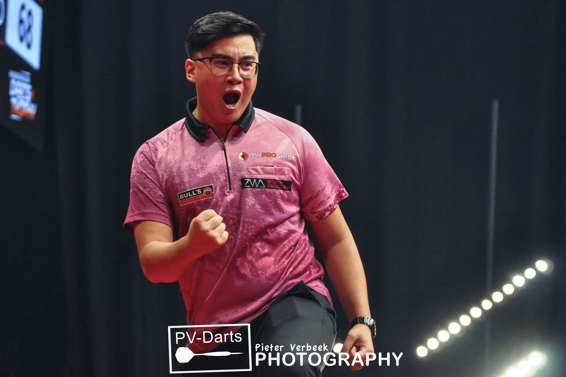 RJR#3 besiegt Michael Smith, Schindler trotz 103er Average in Hildesheim ausgeschieden