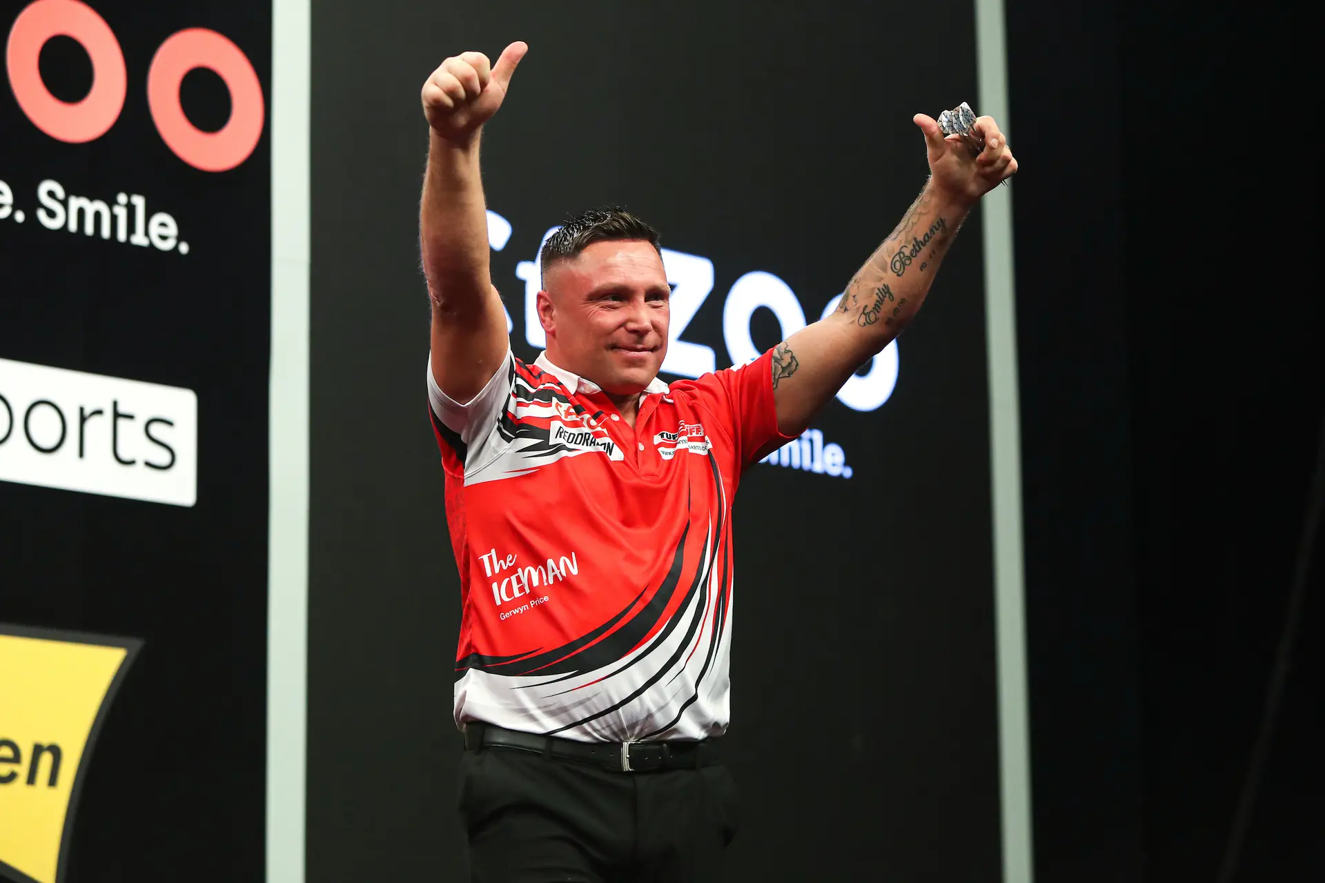 Price gewinnt den wöchentlichen Premier League Darts-Titel in Cardiff vor heimischem Publikum